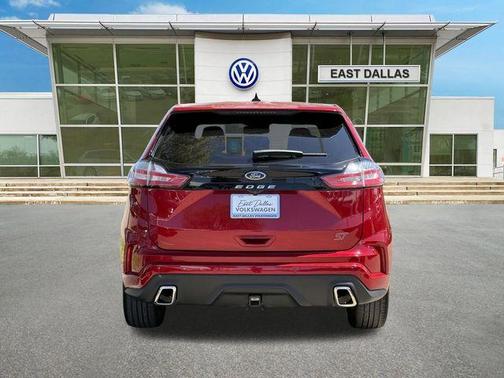 Rapid Red Metallic Tinted Clearcoat 2023 Ford Edge ST