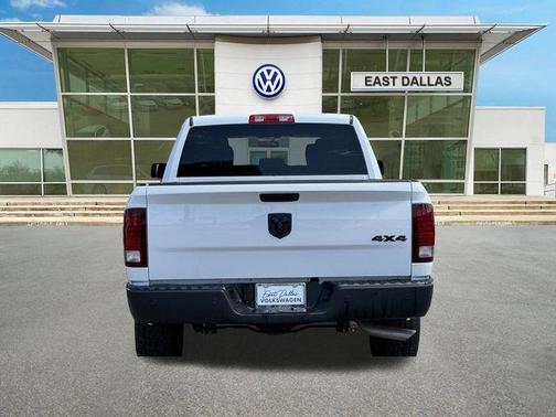 Bright White Clearcoat 2024 RAM 1500 Classic SLT