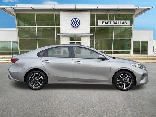 Steel Gray 2024 Kia Forte LXS