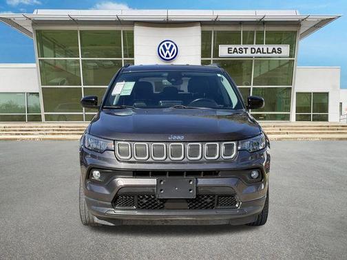 Granite Crystal Clearcoat Metallic 2022 Jeep Compass Altitude