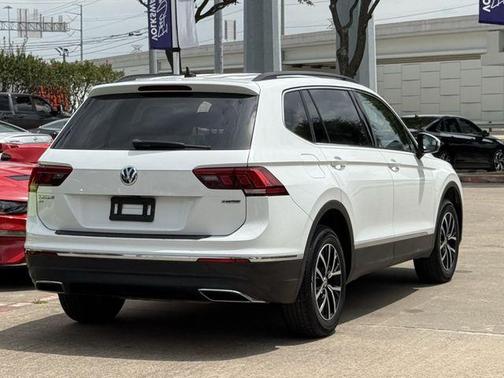 Pure White 2021 Volkswagen Tiguan 2.0T SE