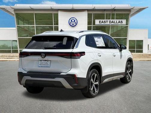 Pure White 2026 Volkswagen Tiguan 2.0T SE