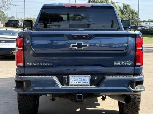 Lakeshore Blue Metallic 2025 Chevrolet Silverado 2500 High Country
