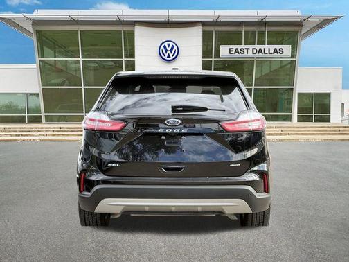 Black Metallic 2024 Ford Edge SEL
