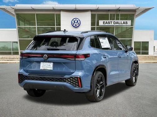 Monterey Blue Pearl 2026 Volkswagen Tiguan 2.0T SE R-Line Black