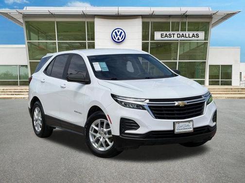 Summit White 2022 Chevrolet Equinox LS