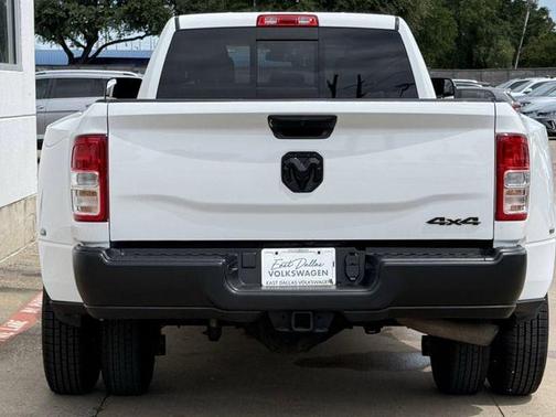 Bright White Clearcoat 2022 RAM 3500 Tradesman