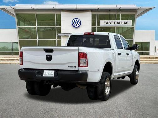 Bright White Clearcoat 2022 RAM 3500 Tradesman