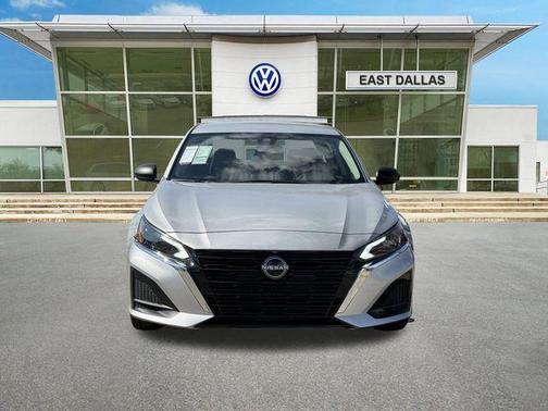 Brilliant Silver Metallic 2024 Nissan Altima 2.5 SV