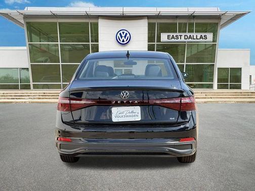 Deep Black Pearl Effect 2026 Volkswagen Jetta 1.5T SE
