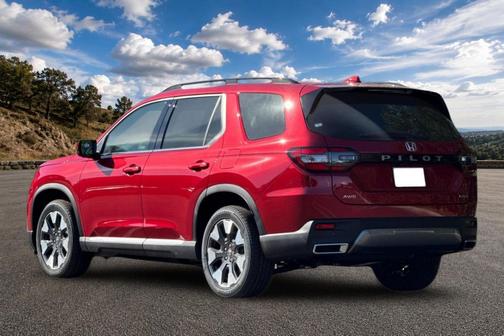 Radiant Red Metallic II 2026 Honda Pilot Touring 8-Passenger