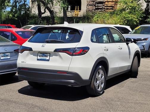 2025 Honda HR-V LX