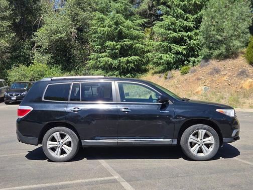 Black 2012 Toyota Highlander Limited