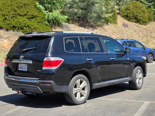 Black 2012 Toyota Highlander Limited