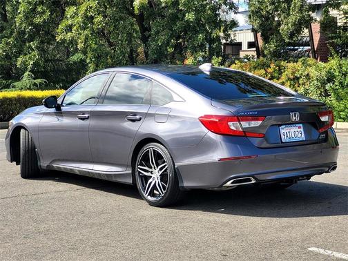 2022 Honda Accord Touring 2.0T