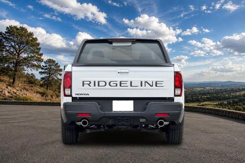 Platinum White Pearl 2026 Honda Ridgeline Black