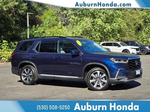 2025 Honda Pilot Touring 8-Passenger