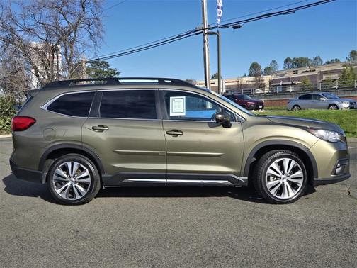 2022 Subaru Ascent Limited 8-Passenger