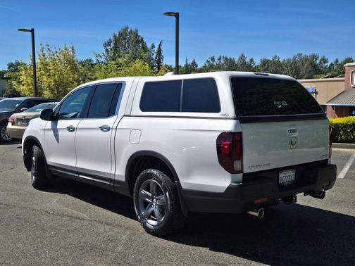 Platinum White Pearl 2023 Honda Ridgeline RTL-E
