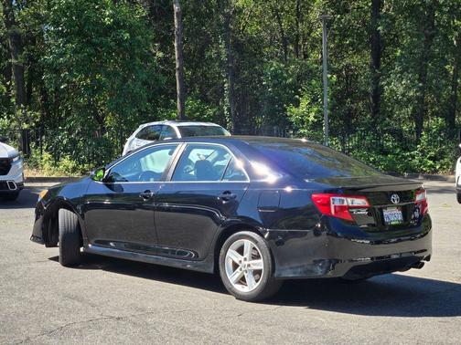 Attitude Black Metallic 2014 Toyota Camry SE