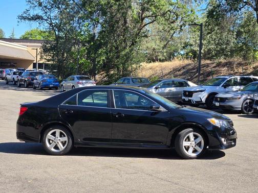 Attitude Black Metallic 2014 Toyota Camry SE