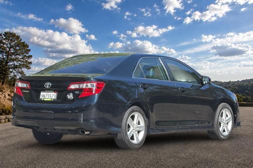 Attitude Black Metallic 2014 Toyota Camry SE