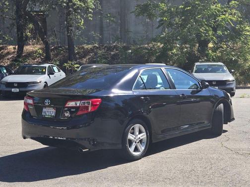 Attitude Black Metallic 2014 Toyota Camry SE