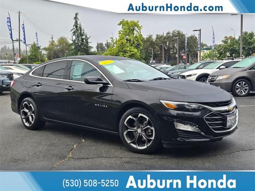 2022 Chevrolet Malibu FWD LT