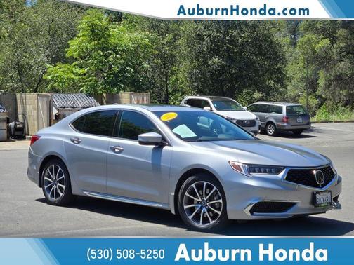 Lunar Silver Metallic 2018 Acura TLX Technology