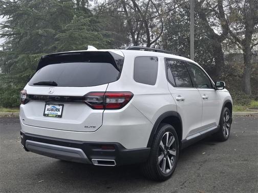 2025 Honda Pilot Elite
