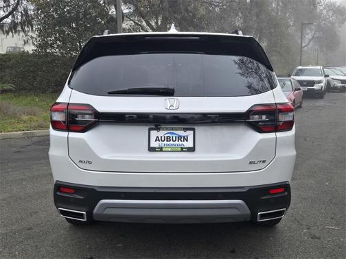 2025 Honda Pilot Elite