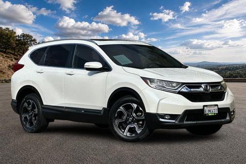 White Diamond Pearl 2018 Honda CR-V Touring