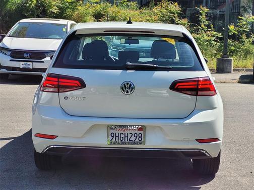 2019 Volkswagen e-Golf SE