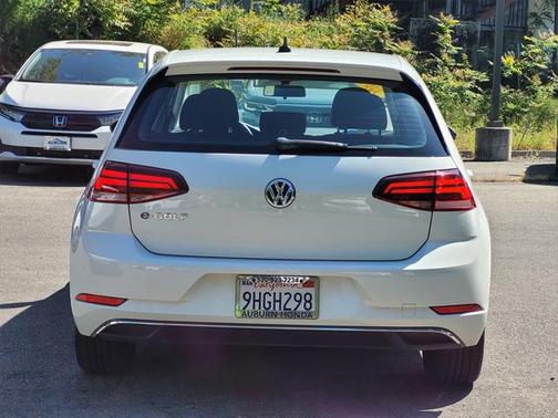 2019 Volkswagen e-Golf SE