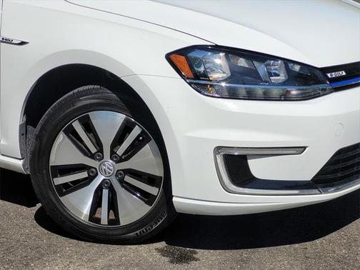 2019 Volkswagen e-Golf SE