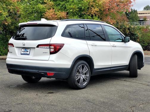 2022 Honda Pilot 2WD Sport