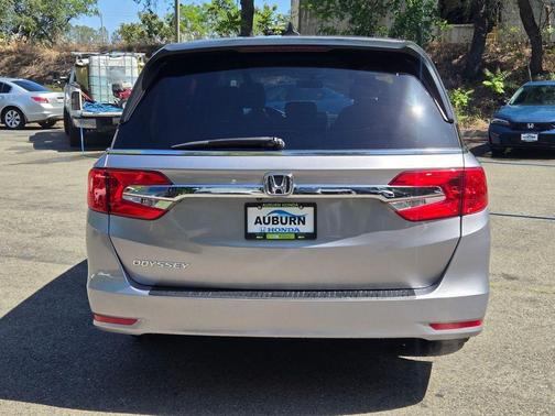 Lunar Silver Metallic 2019 Honda Odyssey EX