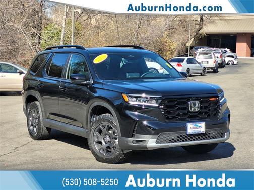 2025 Honda Pilot TrailSport