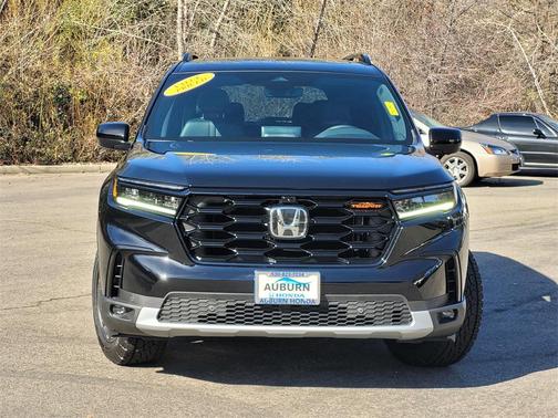 2025 Honda Pilot TrailSport
