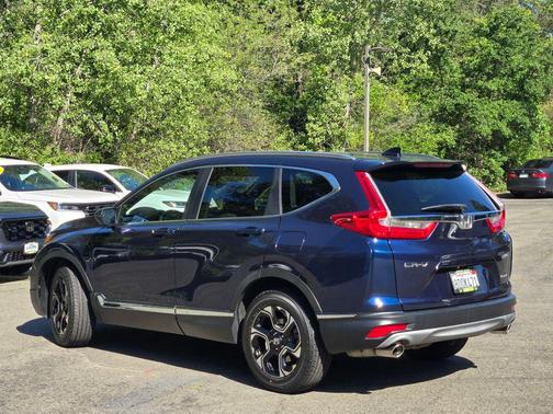 Obsidian Blue Pearl 2018 Honda CR-V Touring
