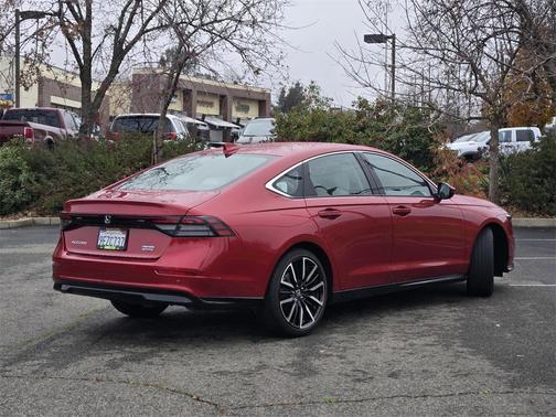 2023 Honda Accord Hybrid Touring