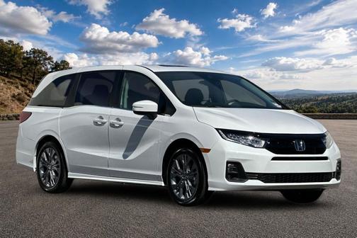 Platinum White Pearl 2026 Honda Odyssey Touring