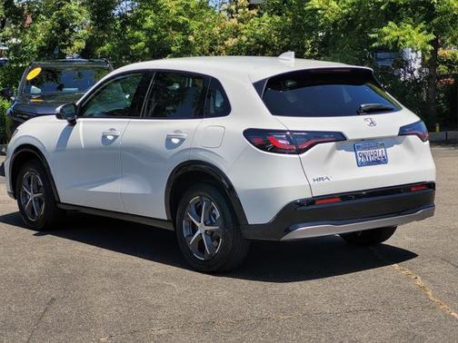 2025 Honda HR-V EX-L