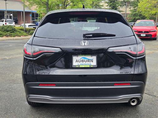 Crystal Black Pearl 2026 Honda HR-V AWD Sport