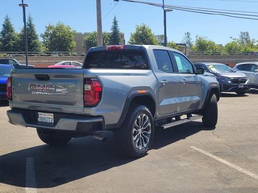 2023 GMC Canyon Denali