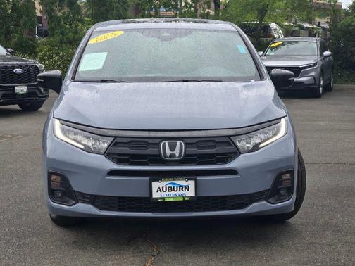 Sonic Gray Pearl 2025 Honda Odyssey Sport-L