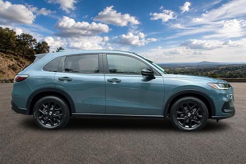 Nordic Forest Pearl 2024 Honda HR-V Sport