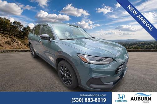 Nordic Forest Pearl 2024 Honda HR-V Sport