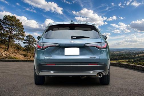 Nordic Forest Pearl 2024 Honda HR-V Sport