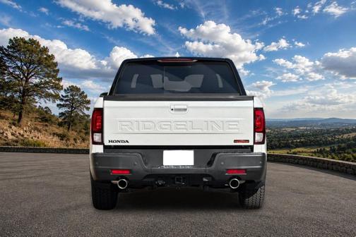 Platinum White Pearl 2026 Honda Ridgeline TrailSport